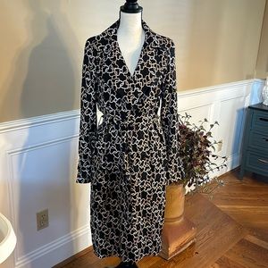 NWOT - Ann Taylor lightweight heart trench coat